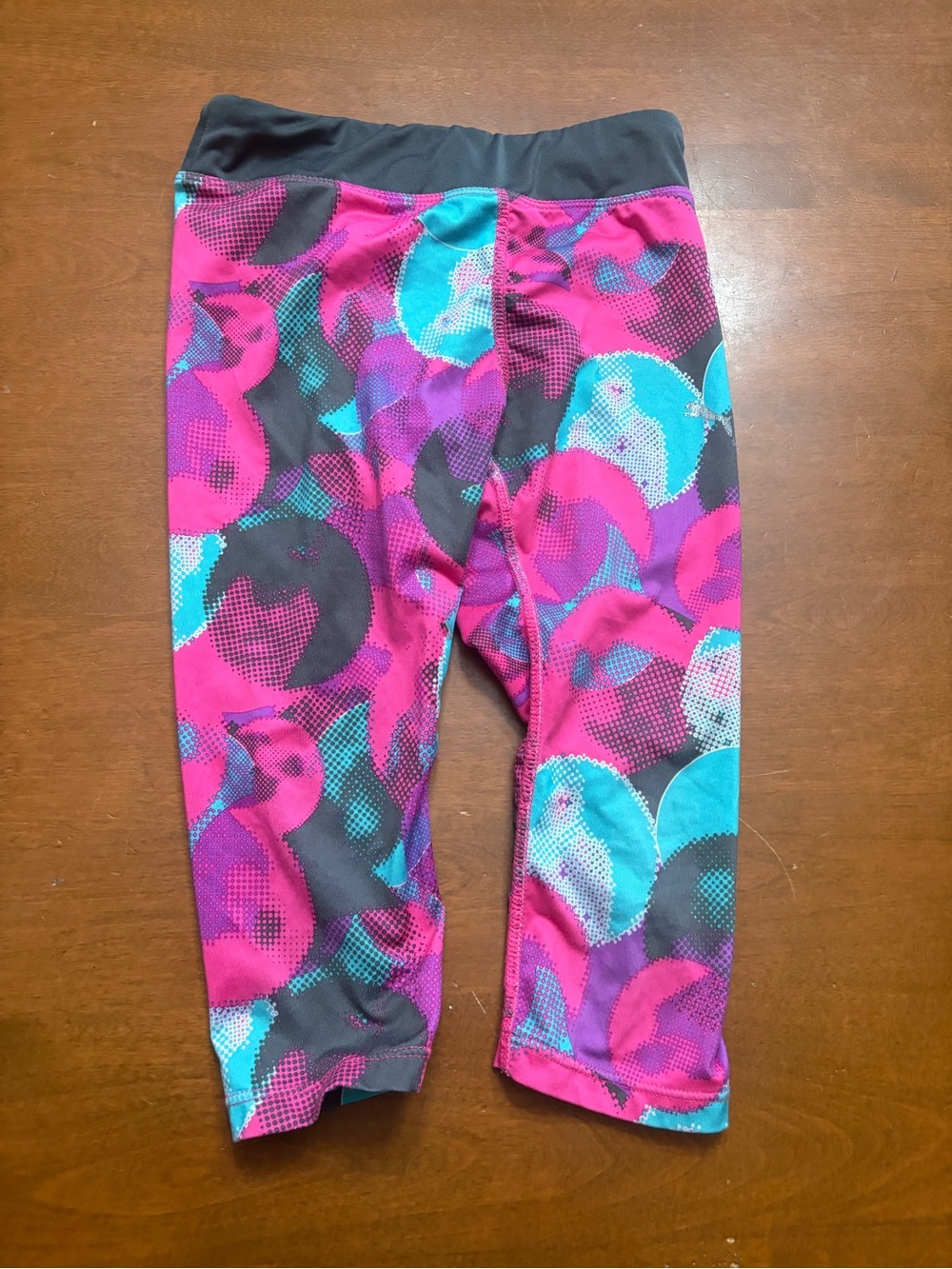 Puma Girls Pink Teal & Black Capri Leggings